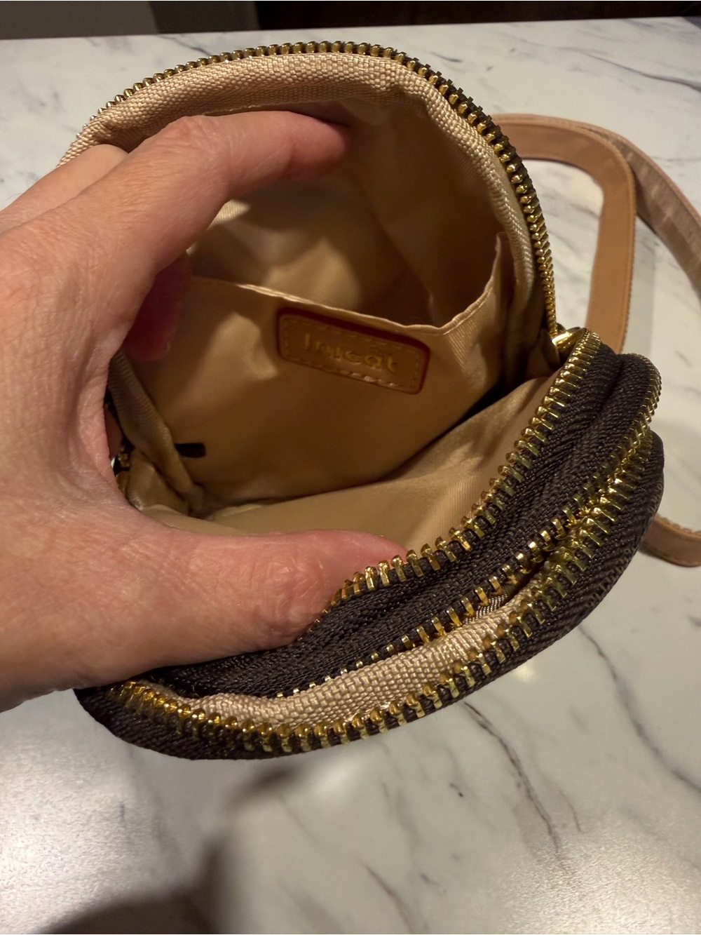 Amazon Brown Geometric Pattern Sling Bag - Picture 3 of 5